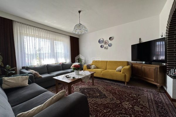 Haus zum Verkauf in Recht