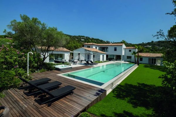 Vastgoedproject in Grimaud