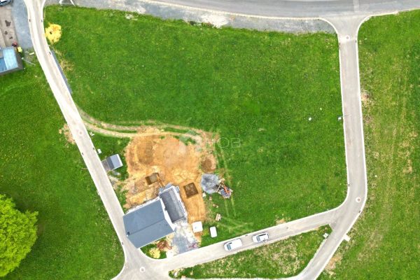 Vastgoedproject in Léglise